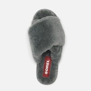 Sorel Go Run Slippers Size 8 New